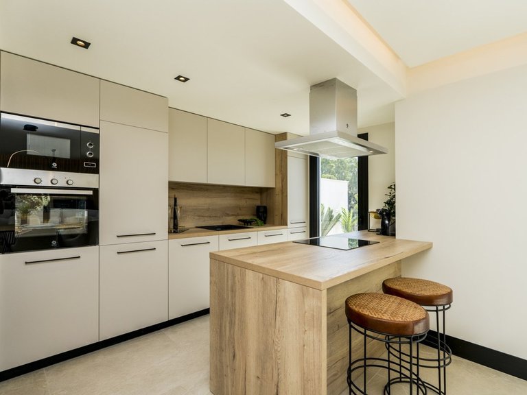 Apartment for Sale in Marbella, Malaga 13