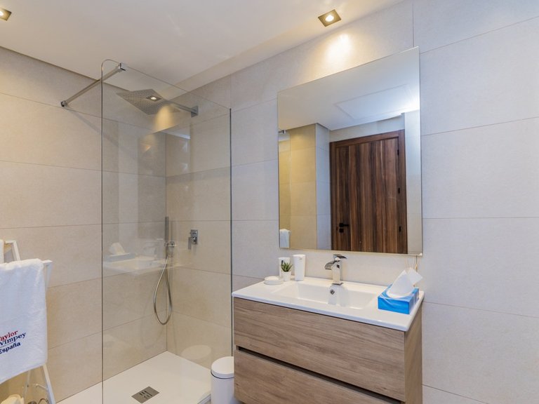 Apartment for Sale in Marbella, Malaga 24