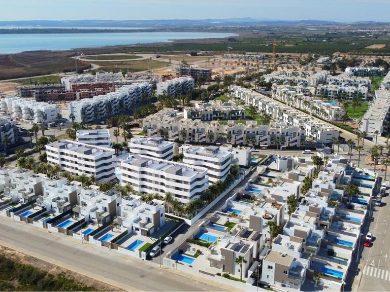 Penthouse for Sale in Guardamar Del Segura, Alicante 34