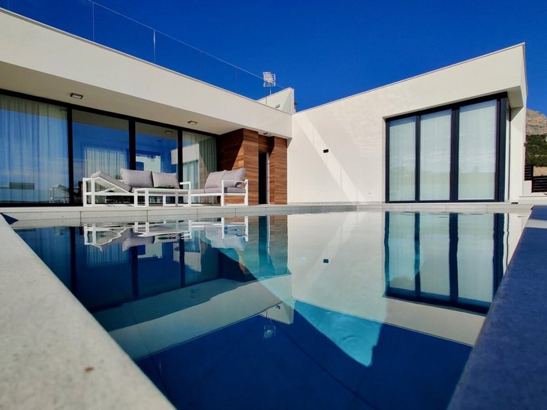 Villa for Sale in Barony Of Polop, Alicante 1