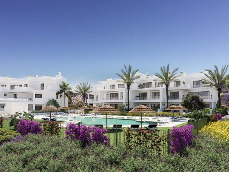 Apartment for Sale in Estepona, Alicante 1