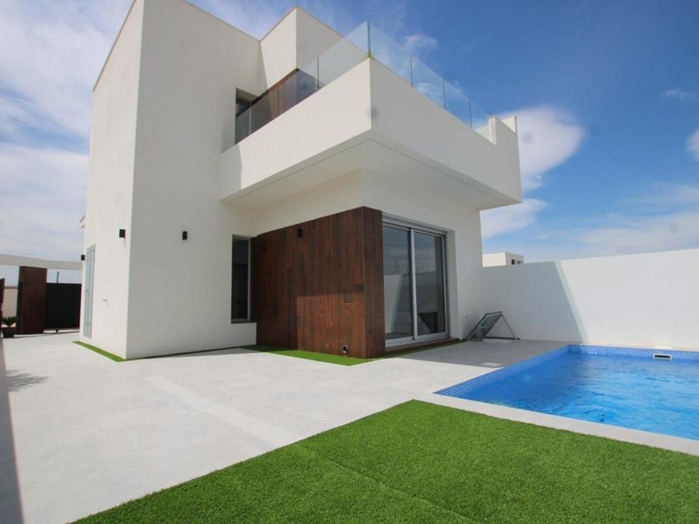 Villa for Sale in San Fulgencio, Alicante 1