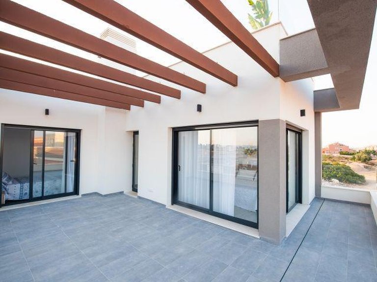 Villa for Sale in Los Montesinos, Alicante 11