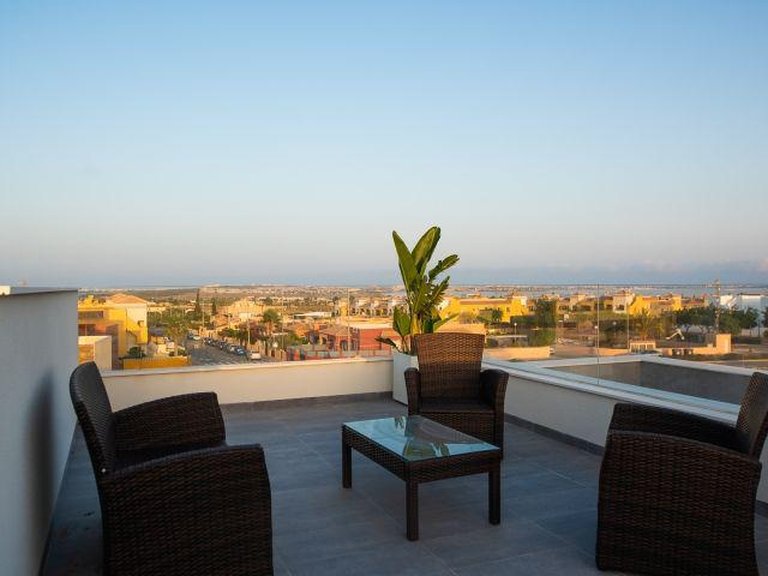 Villa for Sale in Los Montesinos, Alicante 13