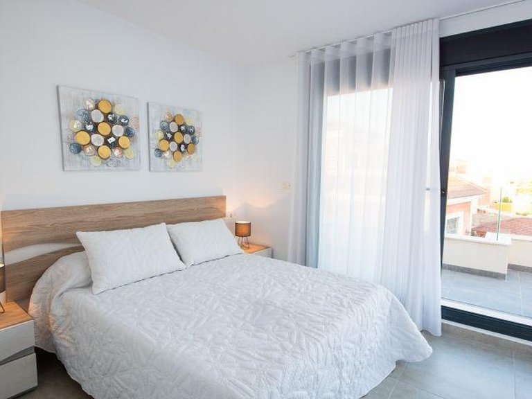 Villa for Sale in Los Montesinos, Alicante 3