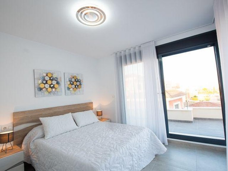 Villa for Sale in Los Montesinos, Alicante 4