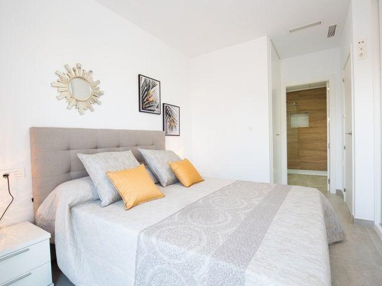 Villa for Sale in Los Montesinos, Alicante 8