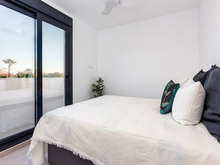 Villa for Sale in Pilar De La Horadada, Alicante 11