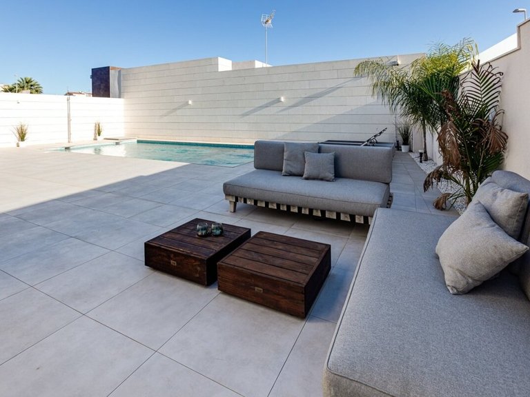 Villa for Sale in Pilar De La Horadada, Alicante 3