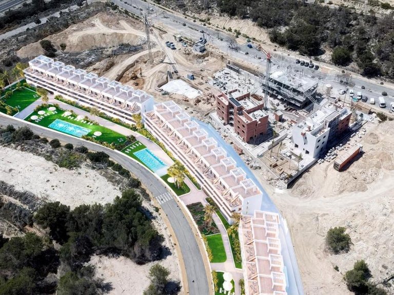 Penthouse for Sale in Finestrat, Alicante 26