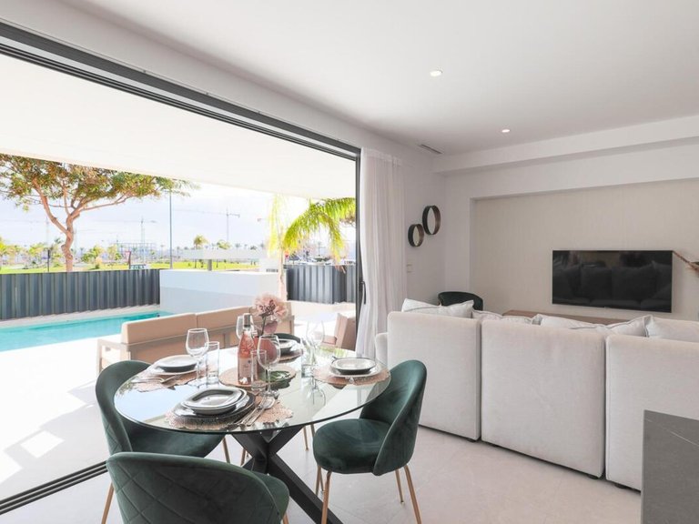 Villa for Sale in Los Alcázares, Murcia 12