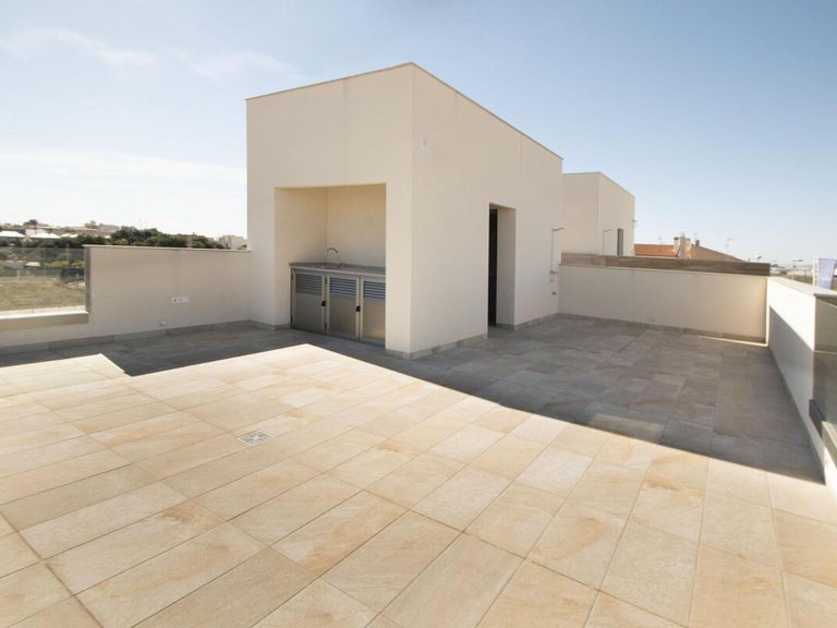 Villa for Sale in Pilar De La Horadada, Alicante 35