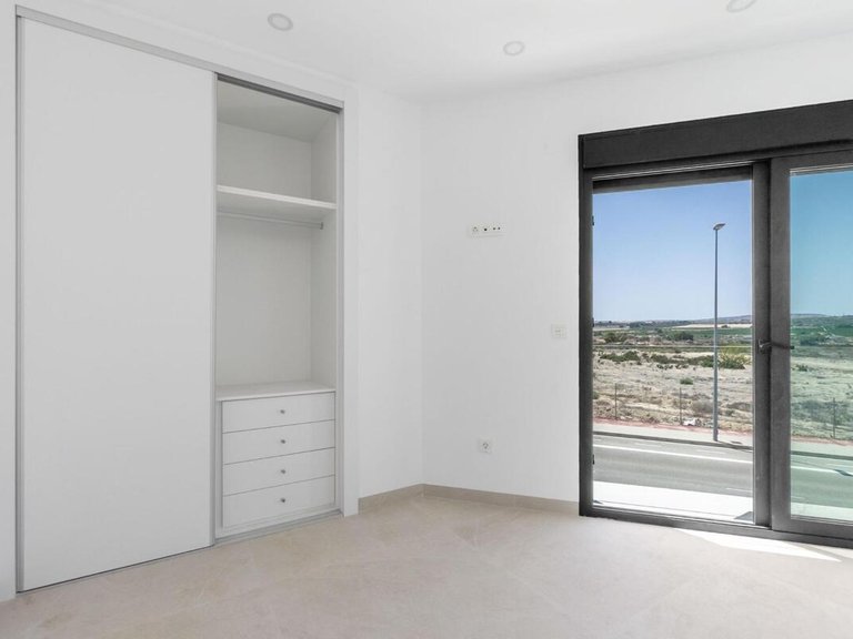 Villa for Sale in Benijófar, Alicante 14