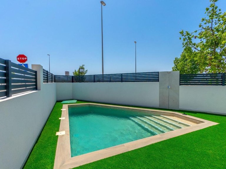 Villa for Sale in Benijófar, Alicante 2