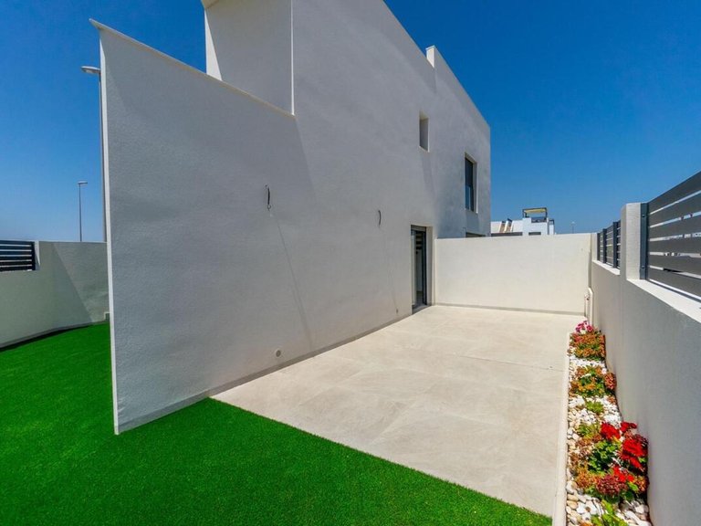 Villa for Sale in Benijófar, Alicante 23