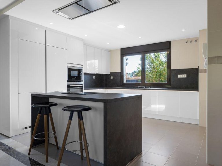 Town House for Sale in Estepona, Malaga 12