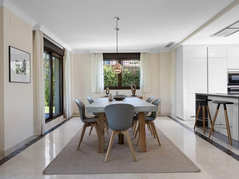 Town House for Sale in Estepona, Malaga 13