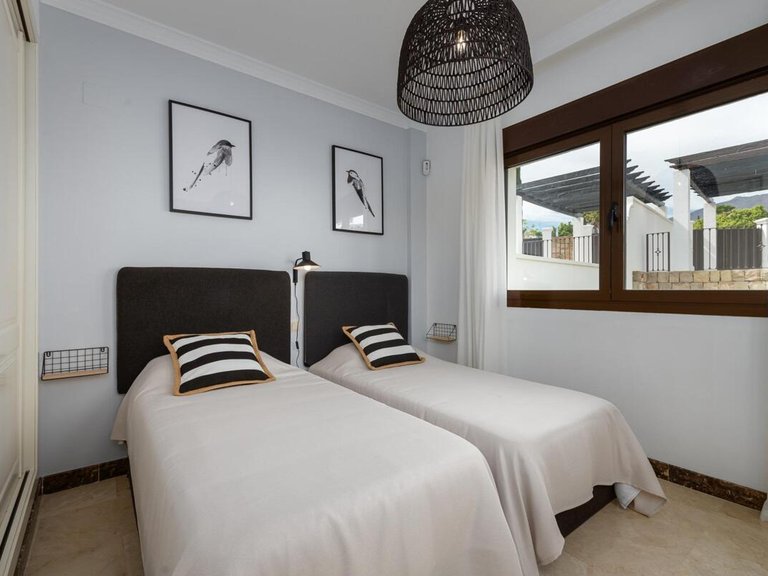 Town House for Sale in Estepona, Malaga 28