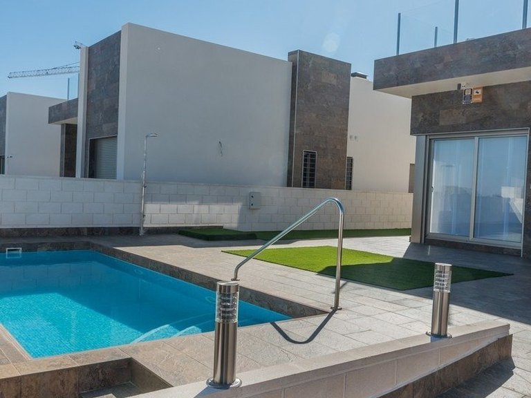 Villa for Sale in Dehesa De Campoamor, Alicante 15