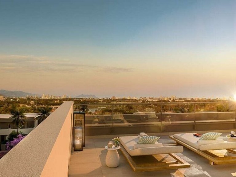 Villa for Sale in Alicante, Alicante 1