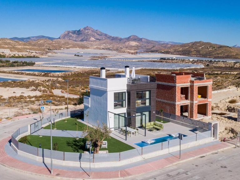 Villa for Sale in Mutxamel, Alicante 5