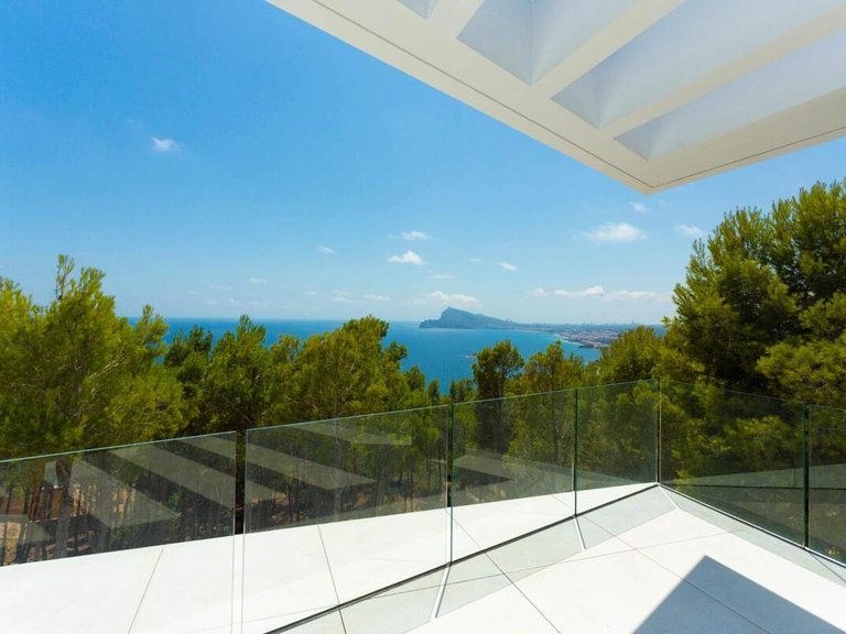 Villa for Sale in Altea, Alicante 2