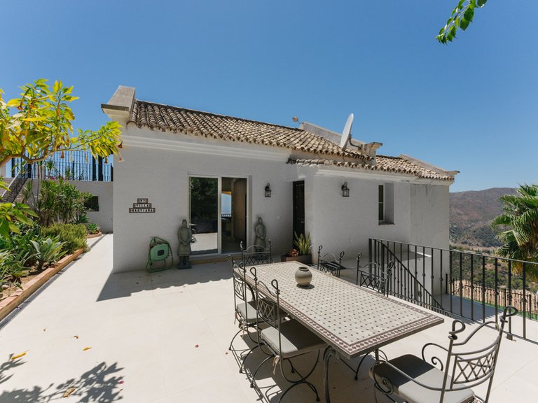 Apartment for Sale in Istan, Malaga 17