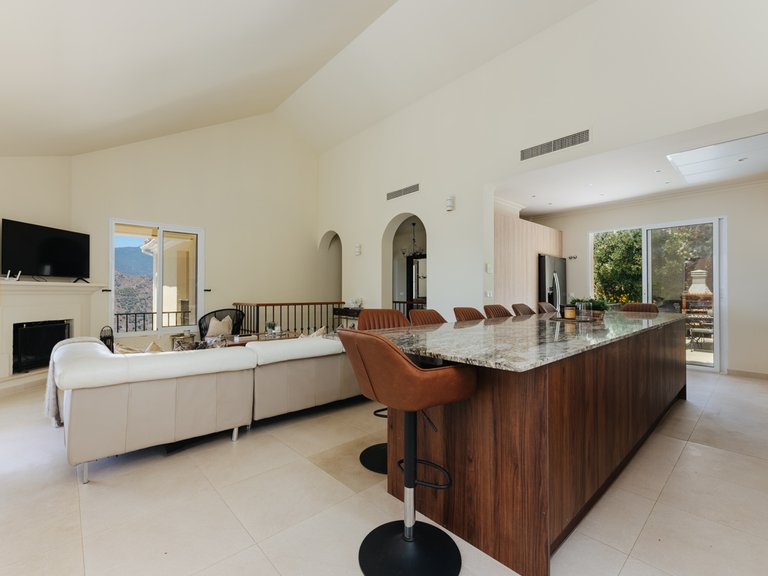 Apartment for Sale in Istan, Malaga 24