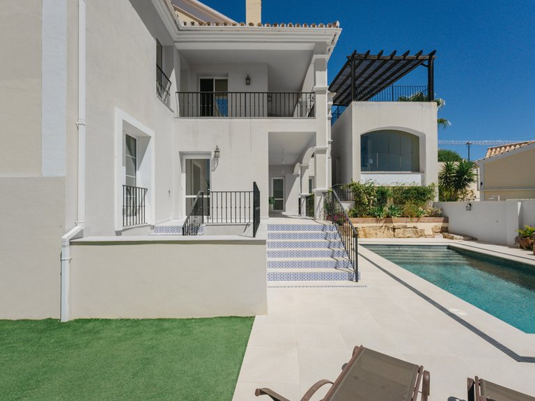 Apartment for Sale in Istan, Malaga 45