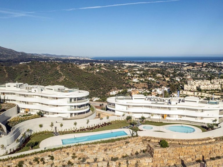 Apartment for Sale in Benahavís, Malaga 5