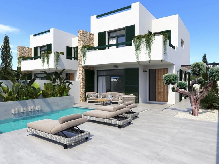 Villa for Sale in Daya Nueva, Alicante 1
