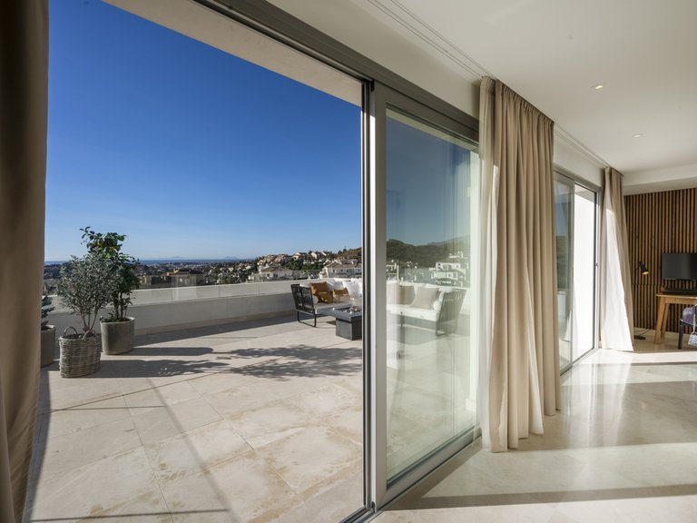Apartment for Sale in Marbella, Malaga 36