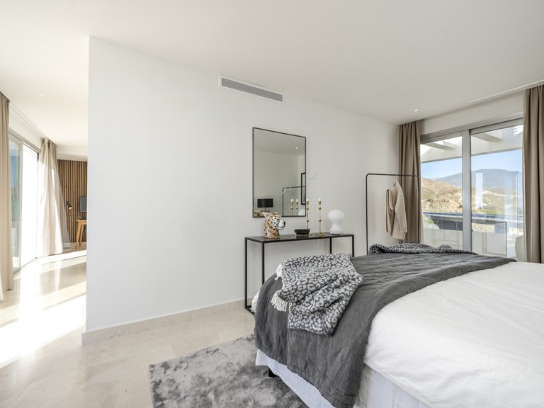 Apartment for Sale in Marbella, Malaga 40