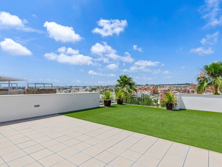 Villa for Sale in Orihuela Costa, Alicante 32