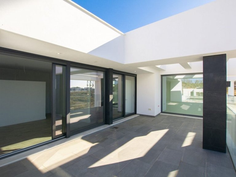Villa for Sale in Málaga, Malaga 15