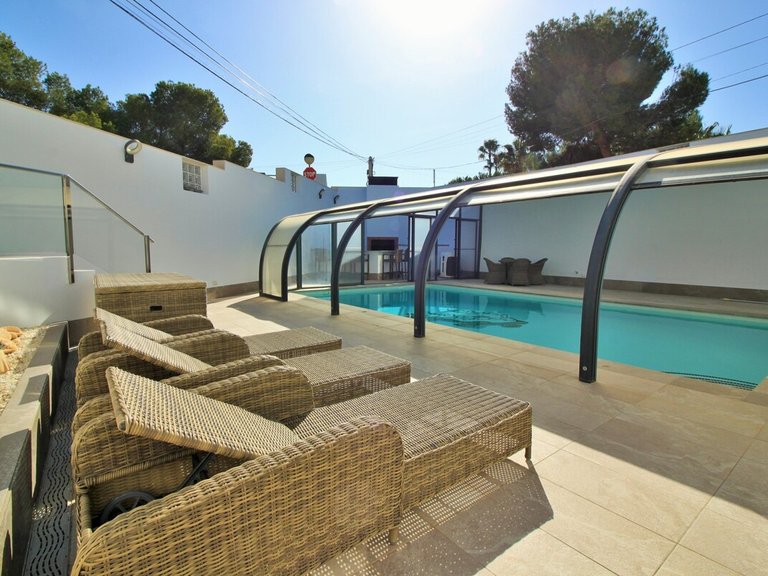 Villa for Sale in Blue Lagoon, Villamartin, Alicante 30