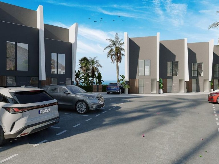 Town House for Sale in Fuengirola, Malaga 13