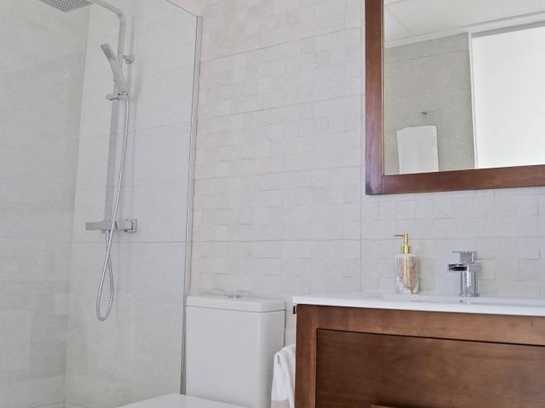 Villa for Sale in Dehesa De Campoamor, Alicante 9