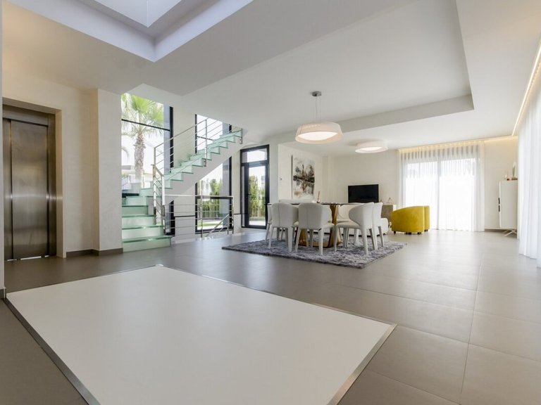 Villa for Sale in Dehesa De Campoamor, Alicante 14