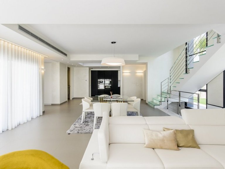 Villa for Sale in Dehesa De Campoamor, Alicante 30