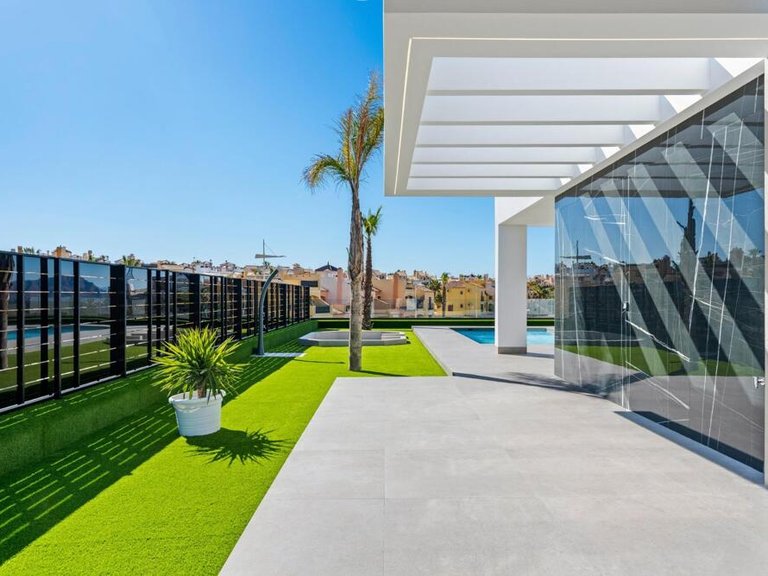 Villa for Sale in Algorfa, Alicante 42