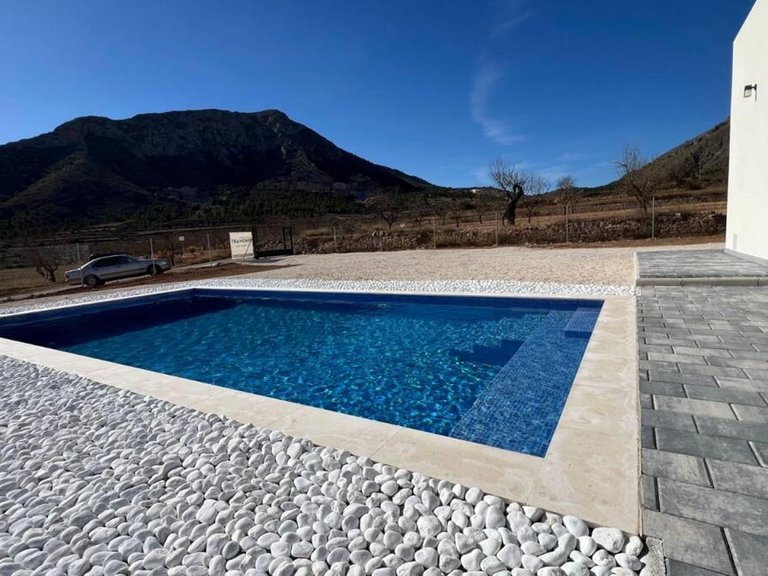 Villa for Sale in El Fondó De Les Neus, Alicante 13