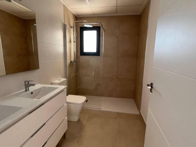 Villa for Sale in El Fondó De Les Neus, Alicante 22