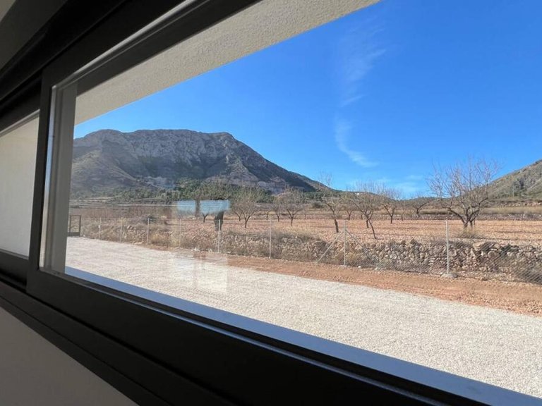 Villa for Sale in El Fondó De Les Neus, Alicante 25