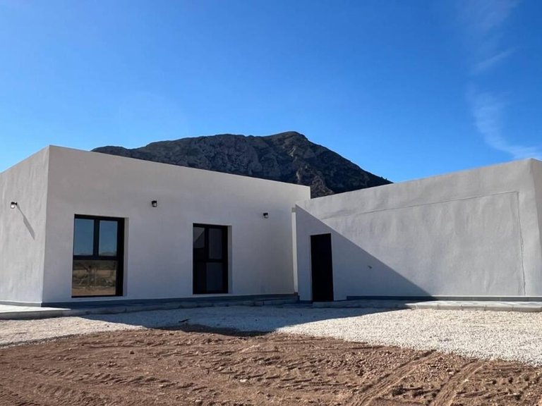 Villa for Sale in El Fondó De Les Neus, Alicante 29