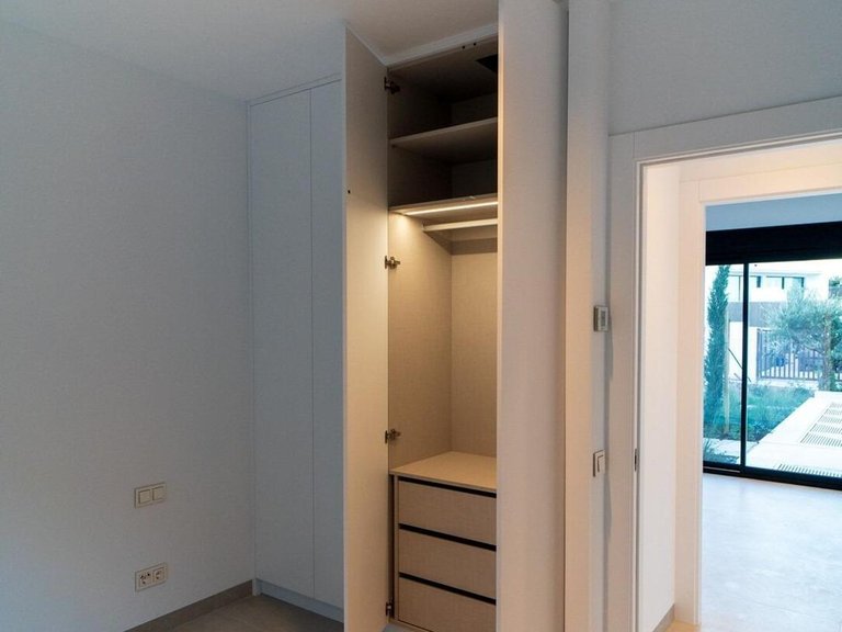 Villa for Sale in Villamartin, Alicante 15