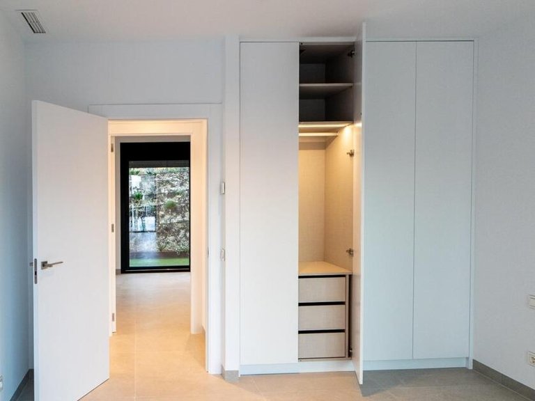 Villa for Sale in Villamartin, Alicante 19