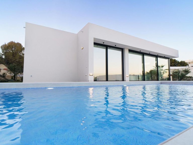 Villa for Sale in Villamartin, Alicante 27