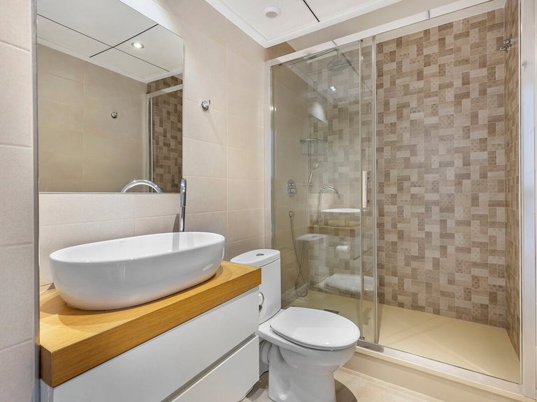 Villa for Sale in Alicante, Alicante 28