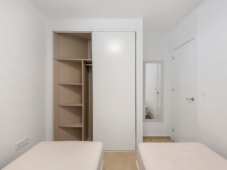 Villa for Sale in Alicante, Alicante 47